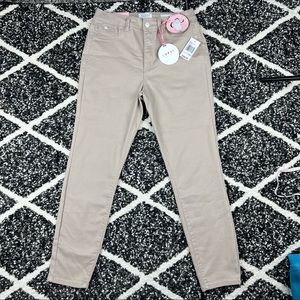 Women’s Curve Appeal minimalist high waist stretch jeggings